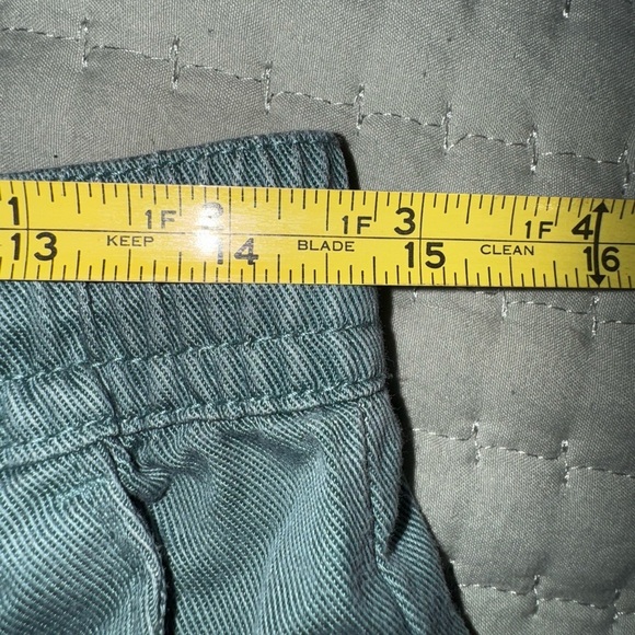 Lands End Teal Green Cargo Pants. Size 8. EUC - Picture 9 of 16
